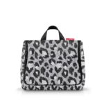 WO7080_toiletbag-XL_leo-nero_reisenthel_RGB-Master_P_01